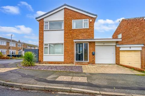 3 bedroom detached house for sale, Kielder Drive, Darlington