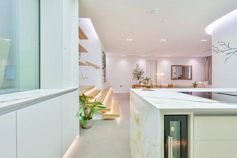 2 bedroom flat for sale, 26 Vinery Way, London W6