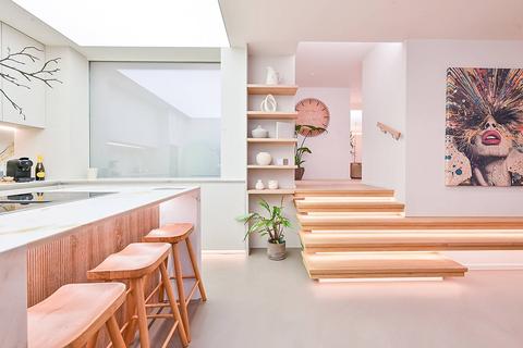 undefined, 26 Vinery Way, London W6