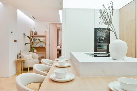 2 bedroom flat for sale, 26 Vinery Way, London W6