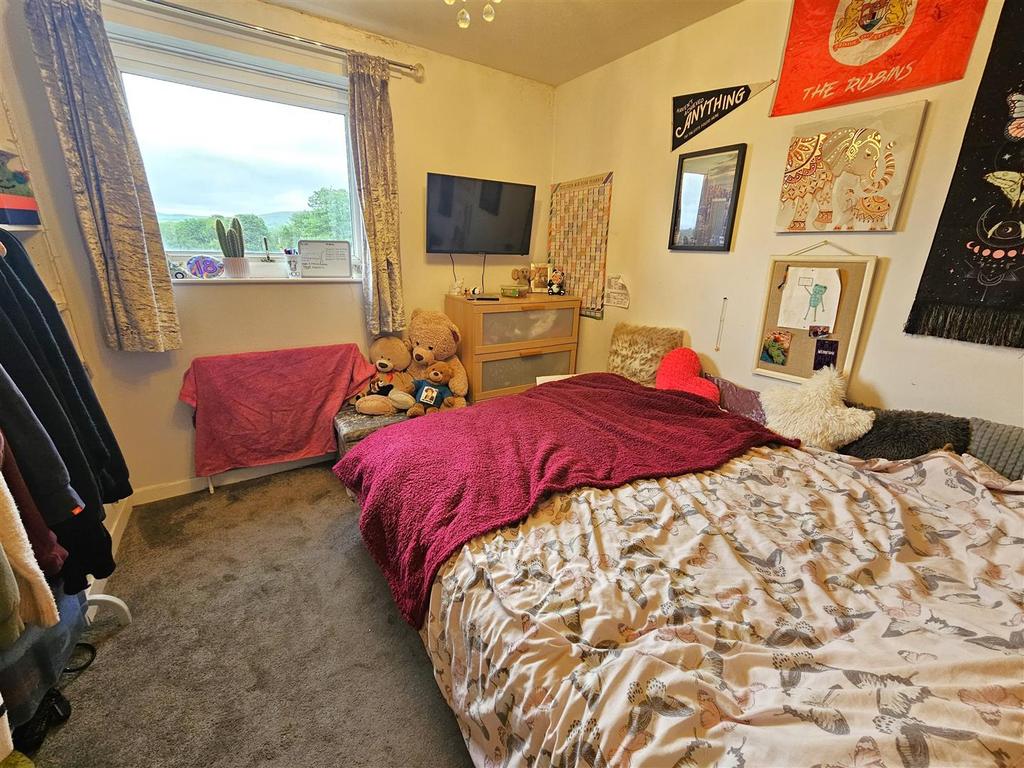 Bedroom 3.jpg