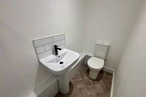 3 bedroom terraced house to rent, Pleasant Terrace, Ystrad, CF41
