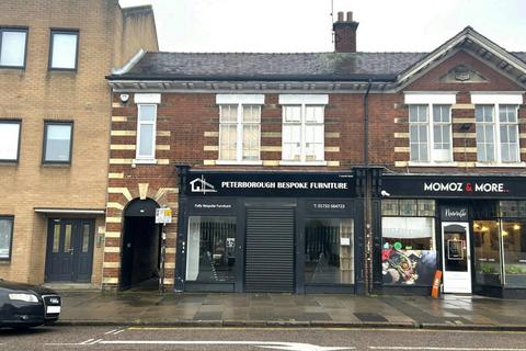 Hairdresser and barber shop to rent, 7 Lincoln Rd Peterborough PE1 2RJ