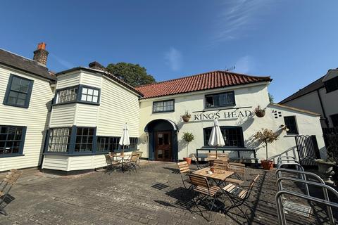 Pub for sale, 1 Roehampton High St London SW15 4HL