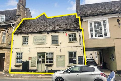Hospitality for sale - High St Lechlade GL7 3AE