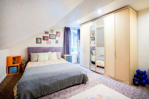 2 bedroom end of terrace house for sale, Deane Field View, Sheffield S20