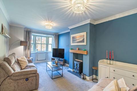 undefined, West Park, Leeds LS16