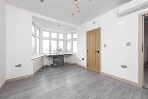 undefined, Cheyne Walk, Hendon, London, NW4