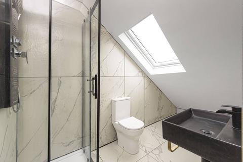 undefined, Cheyne Walk, Hendon, London, NW4