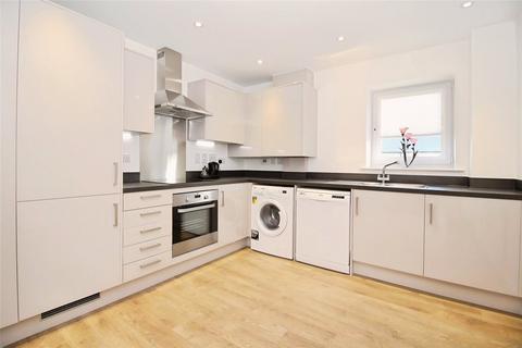 2 bedroom flat for sale, Castleridge Drive, Kent DA9