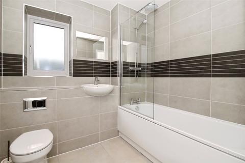 2 bedroom flat for sale, Castleridge Drive, Kent DA9