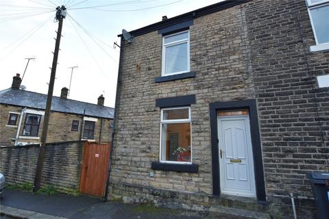 3 bedroom end of terrace house for sale, Hadfield Place, Glossop, Derbyshire, SK13