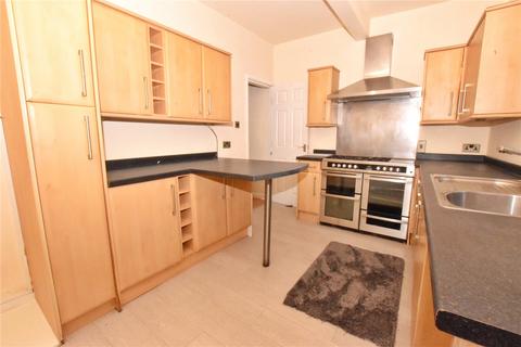 3 bedroom end of terrace house for sale, Hadfield Place, Glossop, Derbyshire, SK13