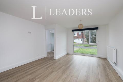 2 bedroom terraced house to rent, Hawkhurst Close, BN23