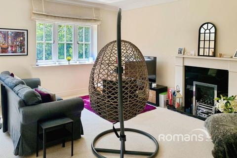 2 bedroom flat to rent, Tennyson Court, Tilford Road, Hindhead, GU26
