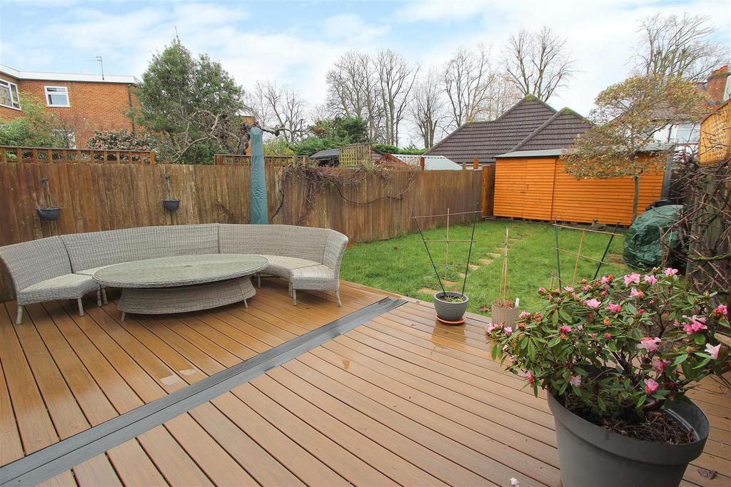 Garden-b.JPG