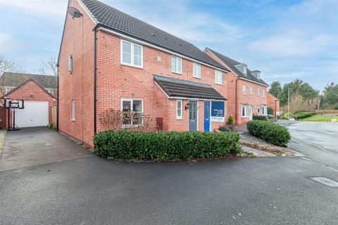 undefined, Sentinel Close, Worcester