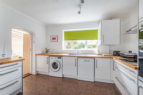 2 bedroom detached bungalow for sale, Malines Avenue, Peacehaven