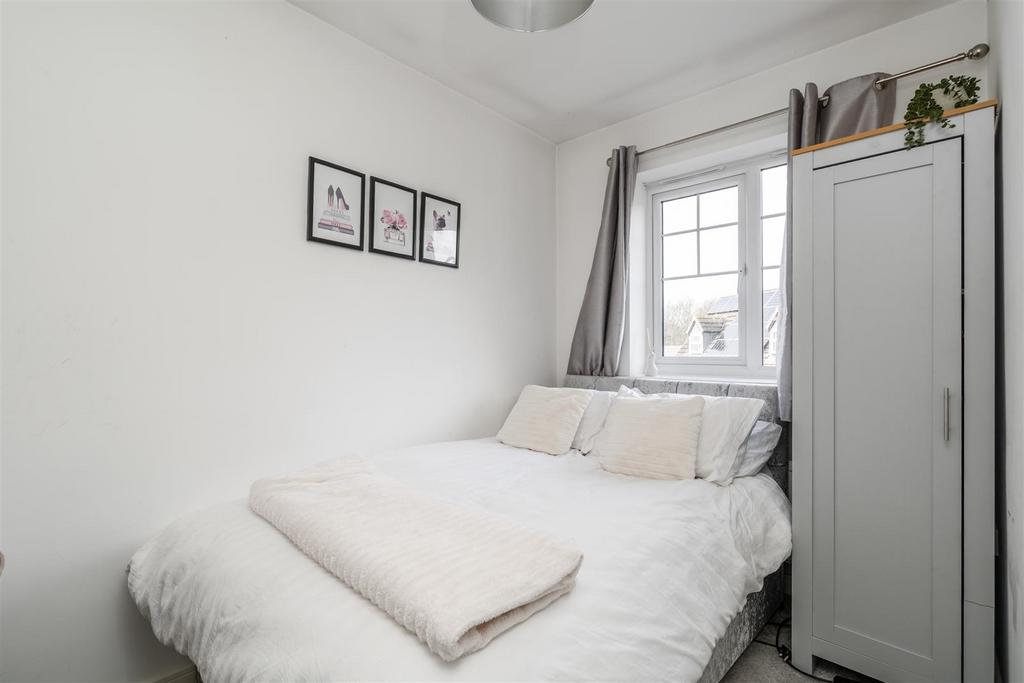 63 New Meadow Close 6.jpg