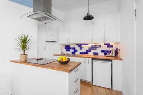 2 bedroom flat for sale, 1/8 Largo Place, Leith, Edinburgh, EH6 4AG