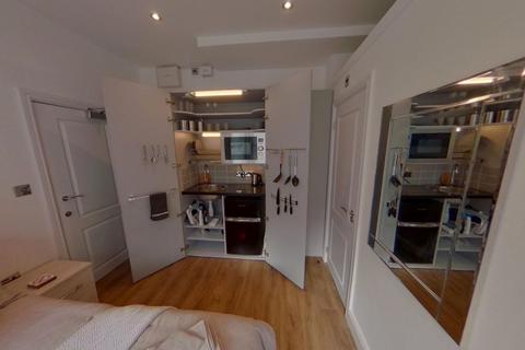 6 bedroom end of terrace house for sale, 97 Langney Road, Eastbourne, East Sussex, BN21 3QE