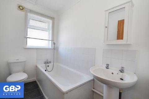 undefined, Hornchurch Road, Hornchurch, RM11