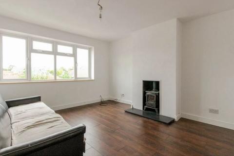 undefined, High Street, Waltham Cross EN8