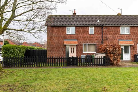 2 bedroom end of terrace house to rent, Warwick Road, Macclesfield, Cheshire, SK11