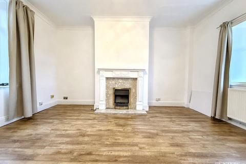 2 bedroom terraced house for sale, High Street, Hanging Heaton, Batley