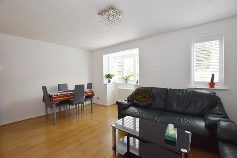 1 bedroom flat to rent, Woodvale Way, London NW11