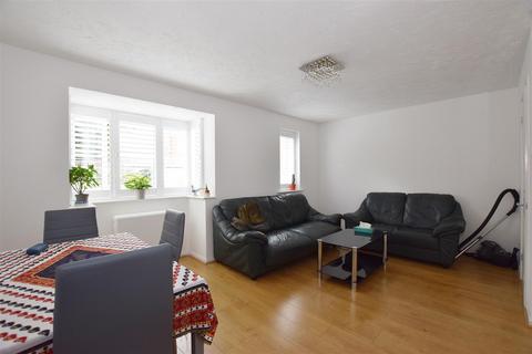 1 bedroom flat to rent, Woodvale Way, London NW11