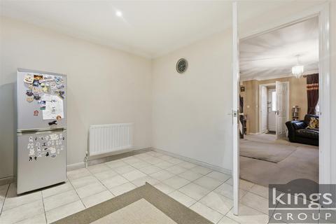 2 bedroom end of terrace house for sale, Malkin Drive, Church Langley