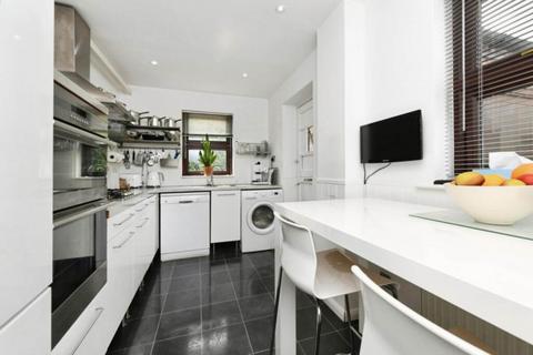 4 bedroom detached house for sale, Brentwood Place, Brentwood CM15