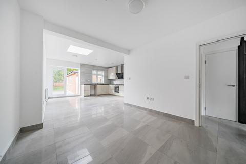 3 bedroom house to rent, Ajax Avenue, London, NW9