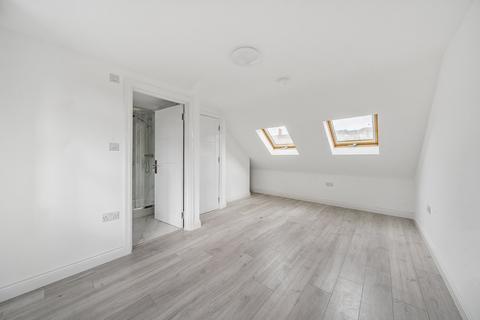 3 bedroom house to rent, Ajax Avenue, London, NW9