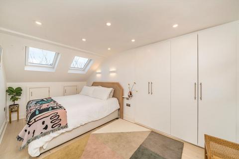 4 bedroom terraced house for sale, Dayton Grove, London SE15