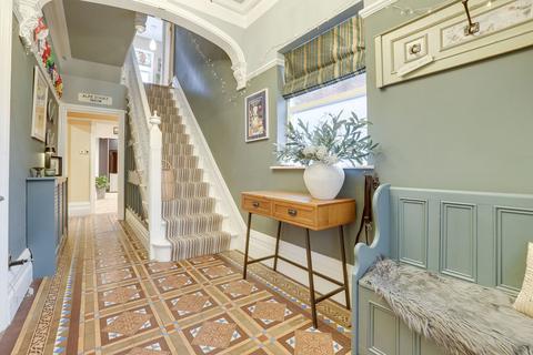 5 bedroom detached house for sale, Douglas Road, Nottingham NG10