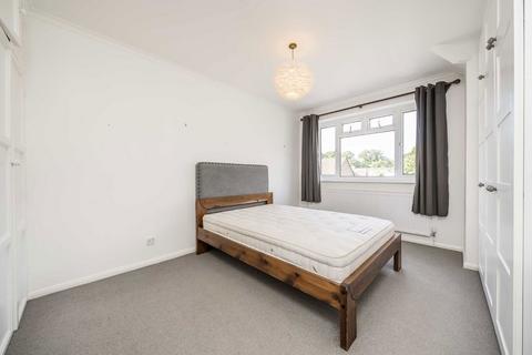 undefined, Campbell Road, Weybridge KT13