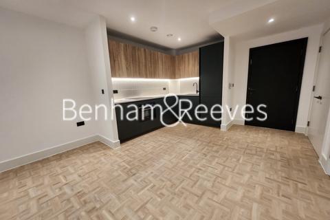1 bedroom apartment to rent, Monarch Square, Imperial Wharf SW11