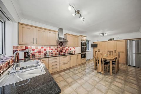 undefined, Punnetts Town, Heathfield