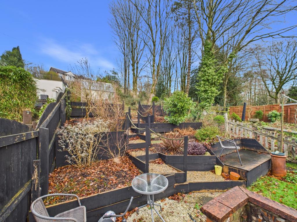 Central Landscaped Area