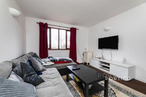 undefined, Cavendish Road, London, E4