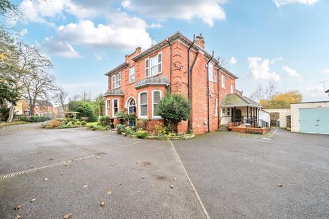 undefined, Newark Road, Lincoln, Lincolnshire, LN6