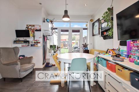 2 bedroom flat for sale, Bingham Road, Addiscombe, CR0