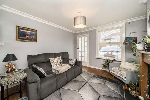 undefined, Cambridge Road, Kingston Upon Thames KT1