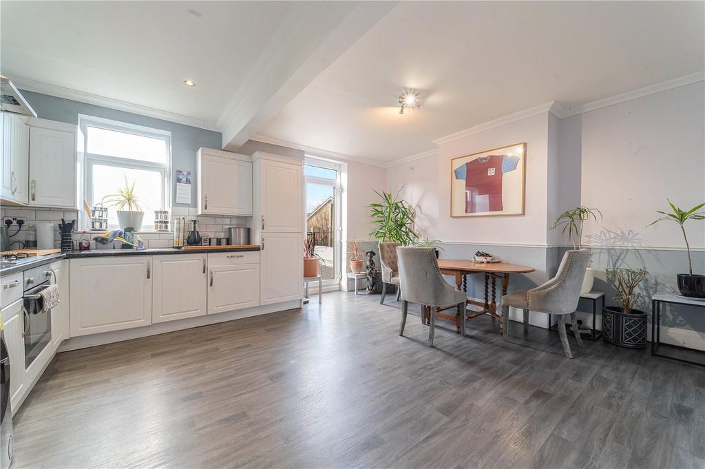 House in Manningtree - View 3