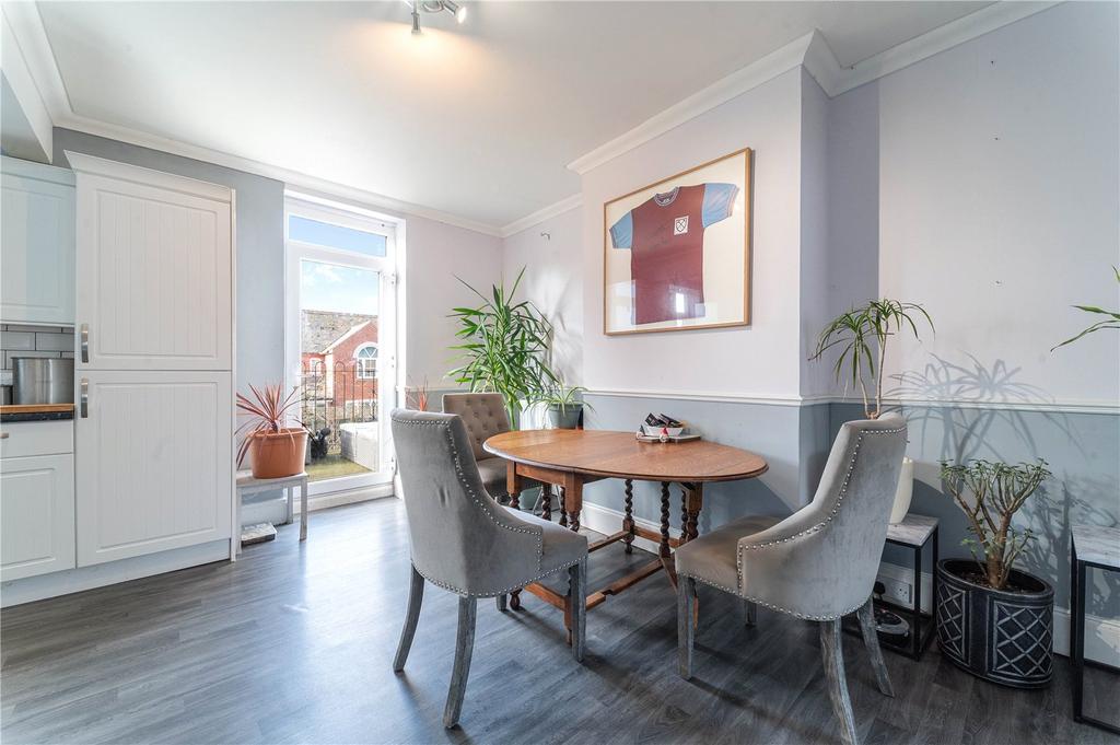 House in Manningtree - View 5
