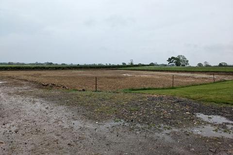 Land to rent - Upper Chedglow, Malmesbury, SN16