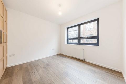undefined, Elm Grove, London SW19