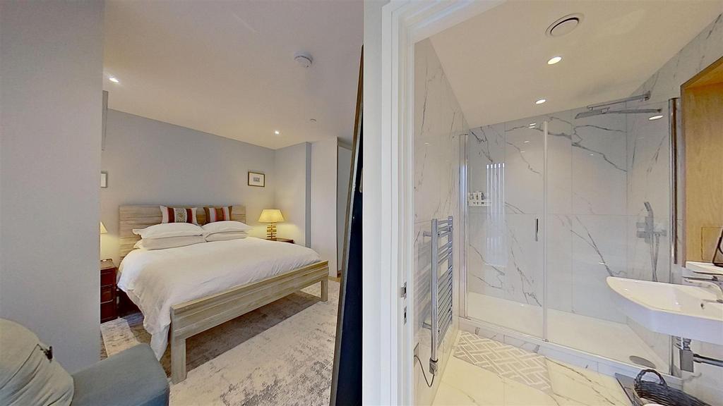 Summerstown-London-SW17-01162026 180621.jpg
